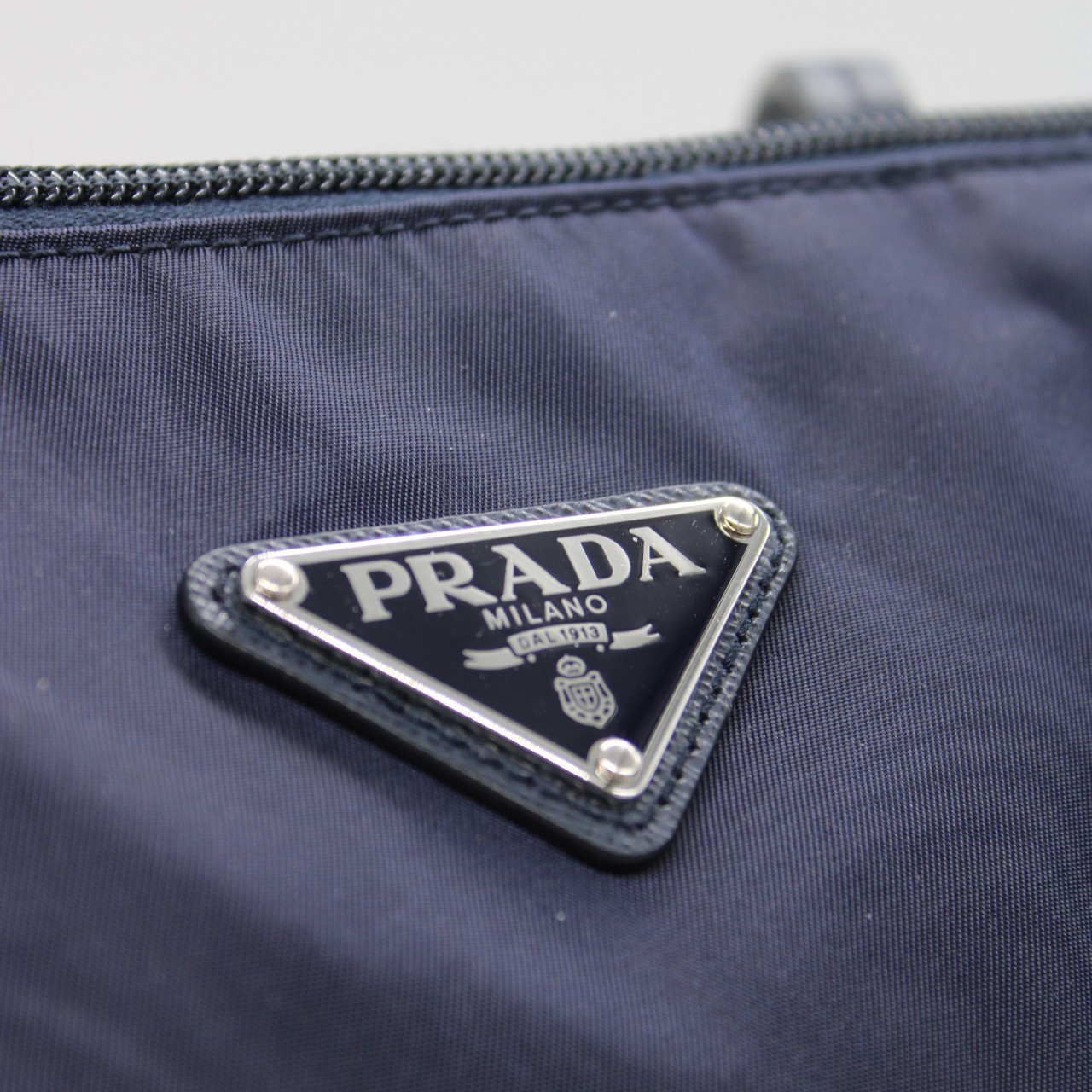 Borsa Prada in tela vela con tracolla thumb