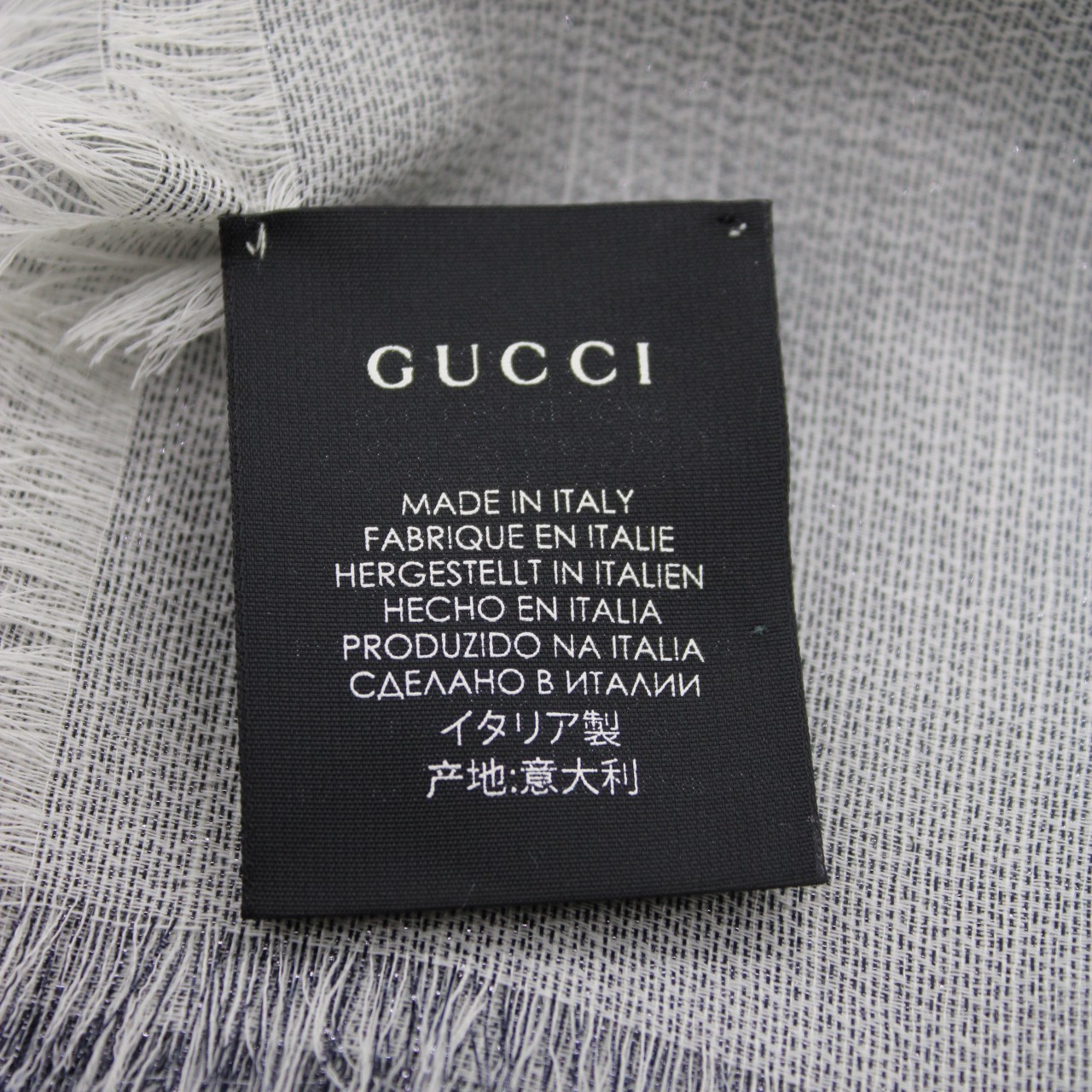 Scialle Gucci con motivo GG grigia thumb