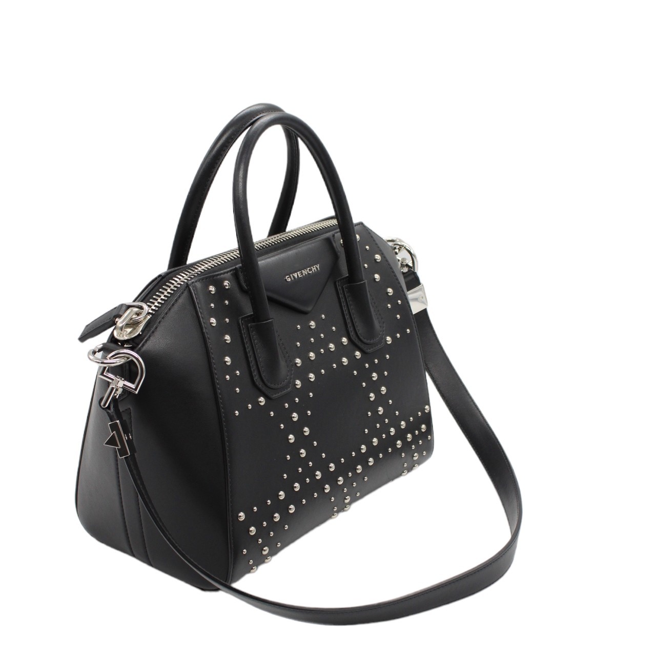 Borsa Givenghy Antigona in pelle liscia nera con borchie thumb