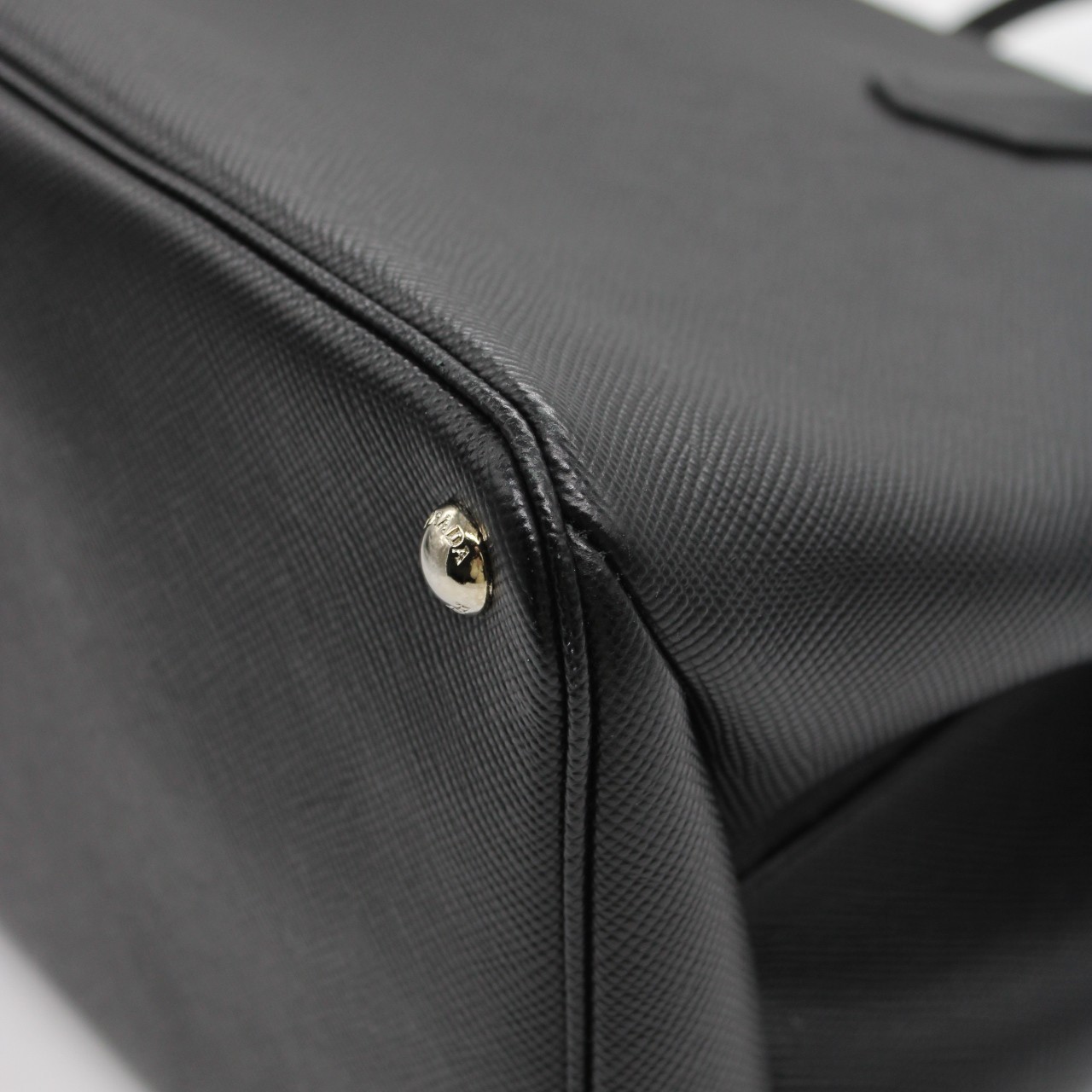 Prada Galleria Borsa in pelle saffiano nera thumb