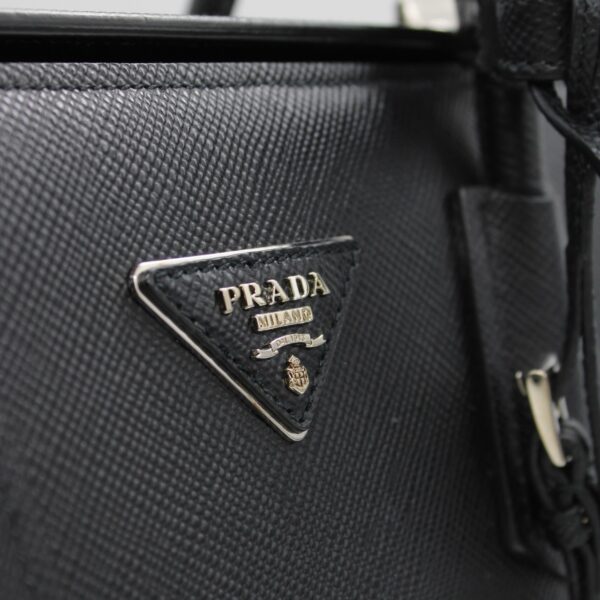 Prada Galleria Borsa in pelle saffiano nera