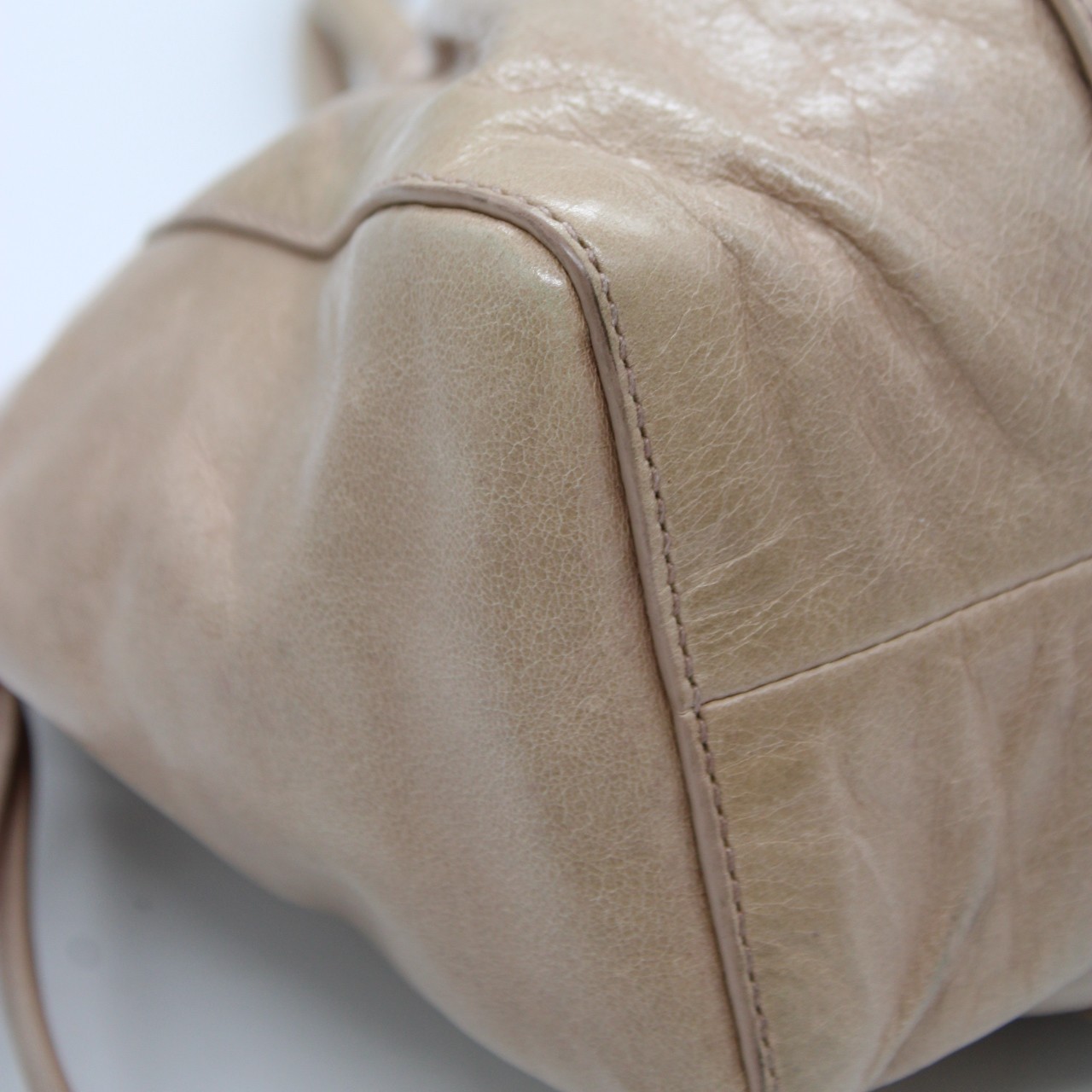 Borsa Miu Miu in pelle con tracolla thumb