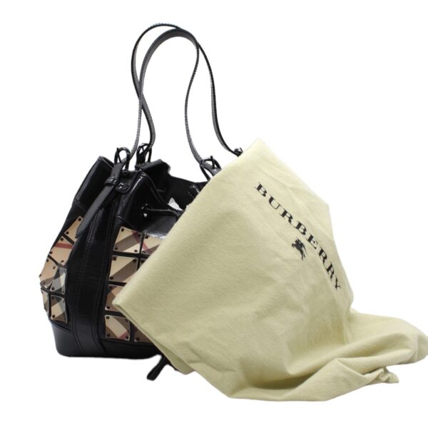 Borsa Burberry in pelle verniciata e tela plastificata