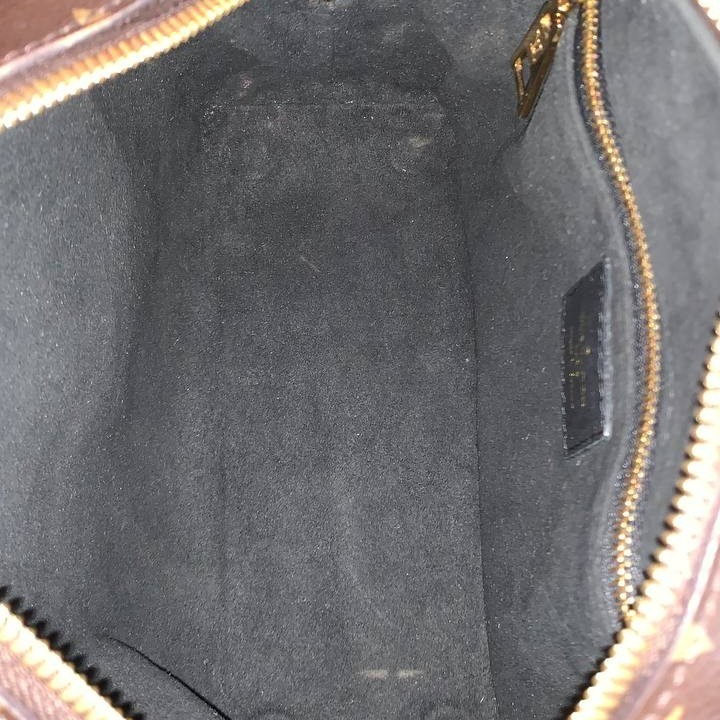 Borsa Louis Vuitton Petite Malle Souple thumb