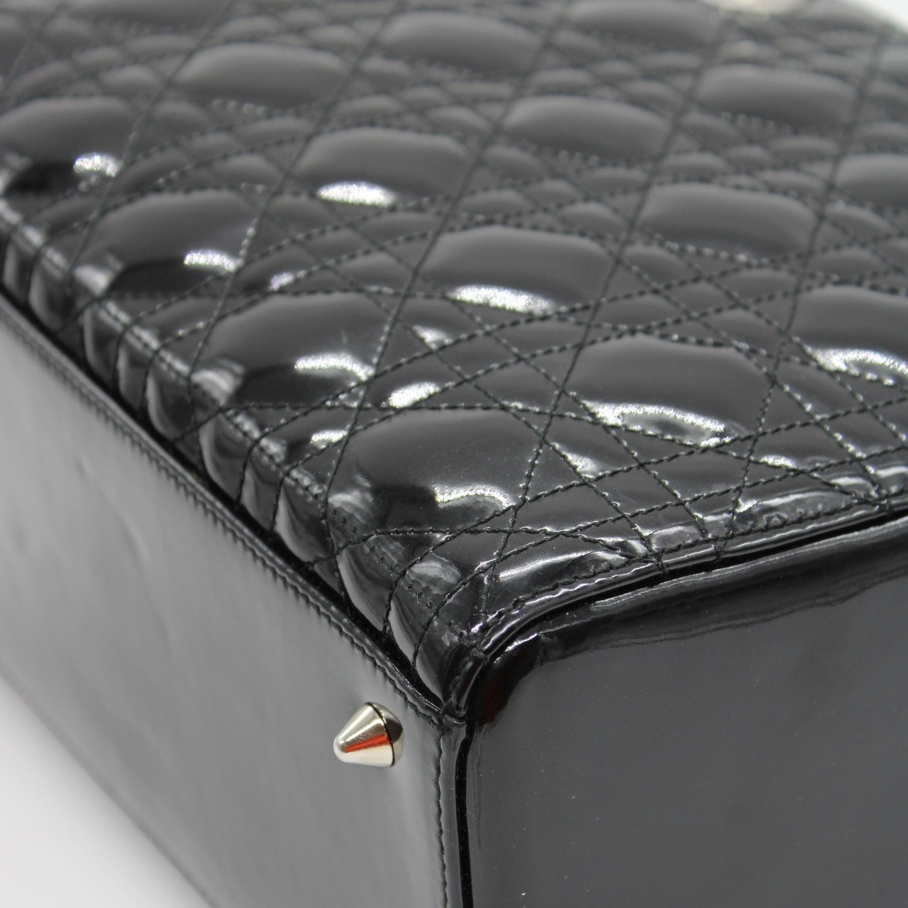 Borsa Media Lady Dior in pelle verniciata nera thumb