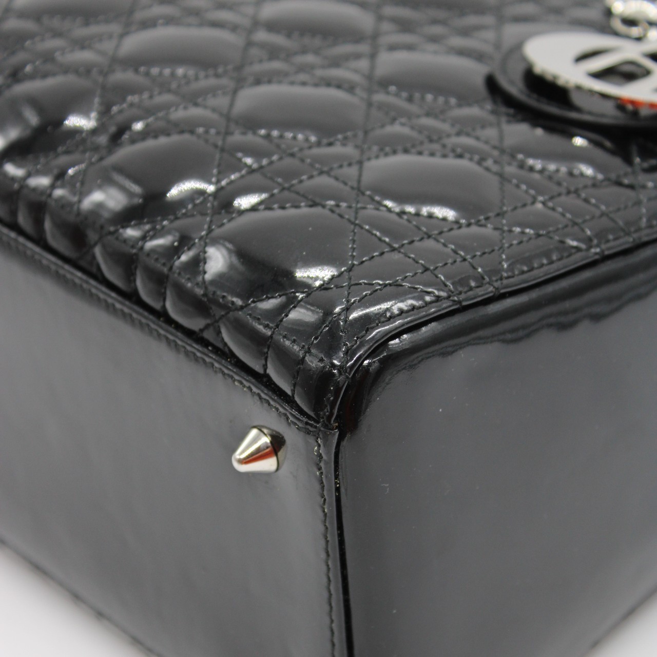 Borsa Media Lady Dior in pelle verniciata nera thumb