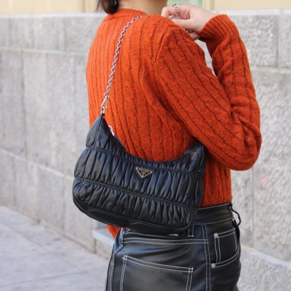 Borsa Prada Re- edition 2005 in nappa nera