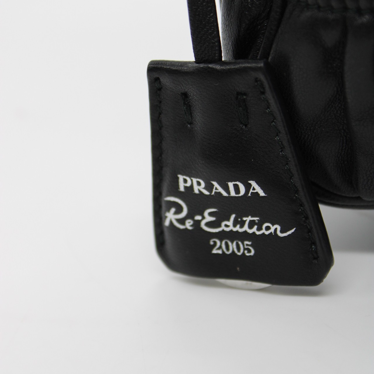 Borsa Prada Re- edition 2005 in nappa nera thumb