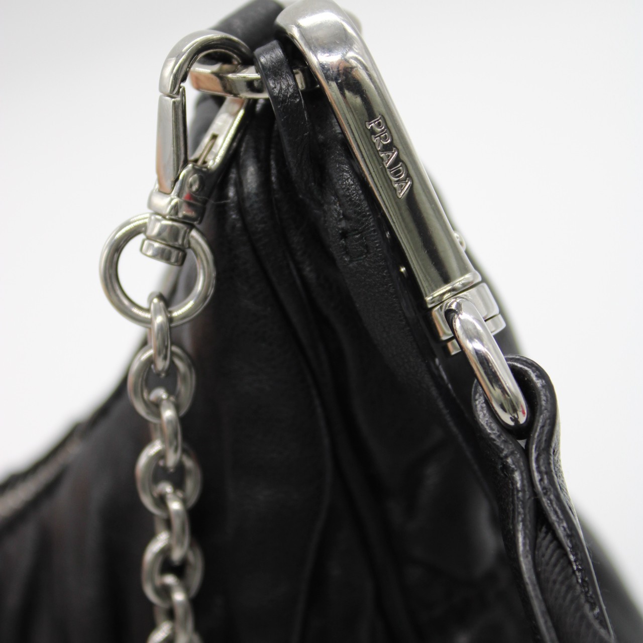 Borsa Prada Re- edition 2005 in nappa nera thumb