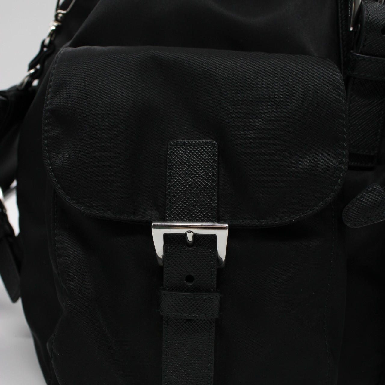 Zaino Prada in Re-Nylon thumb