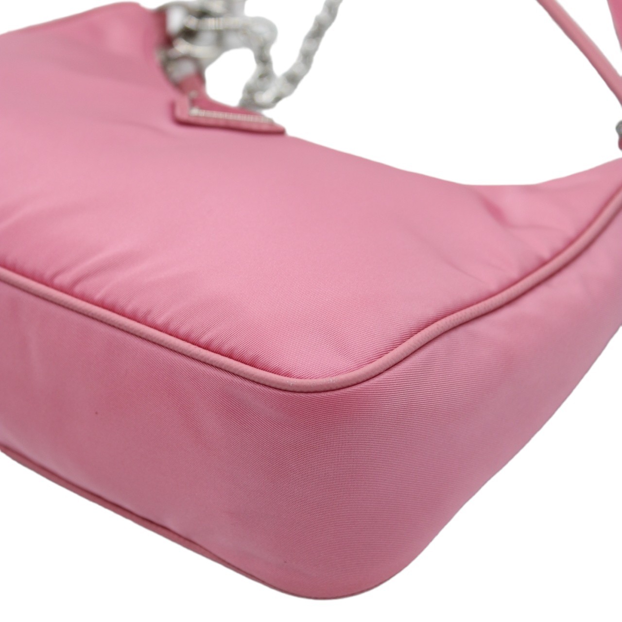 Borsa Prada Re-Edition 2005 in Re-Nylon thumb