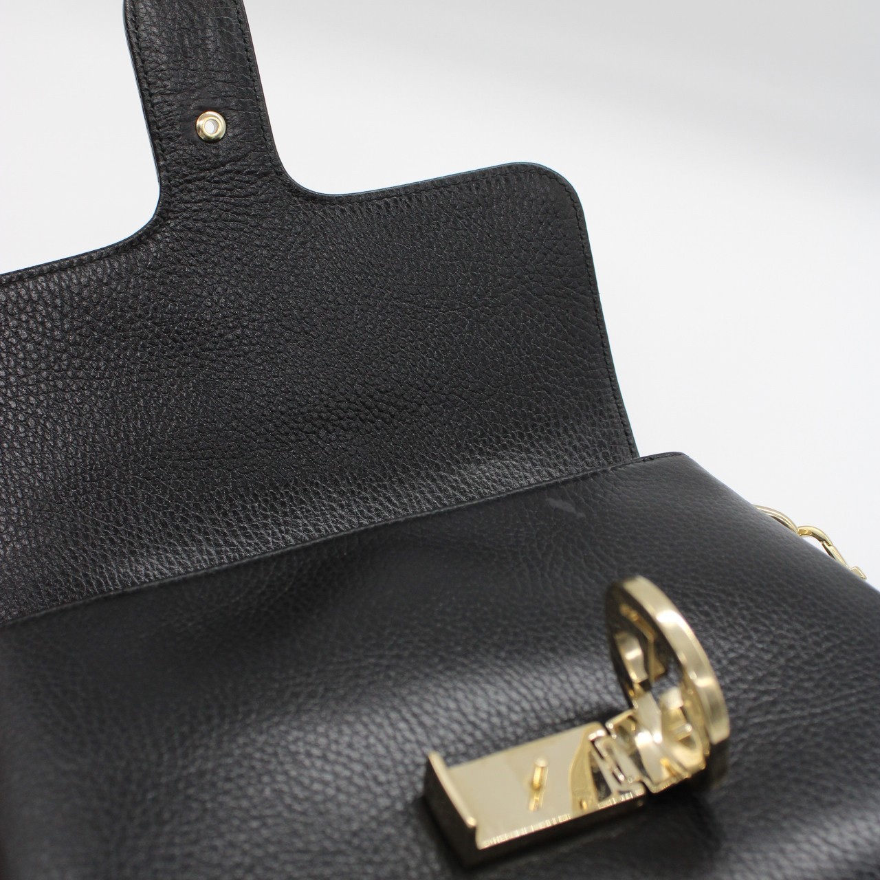 Borsa Gucci Interlocking in pelle nera thumb