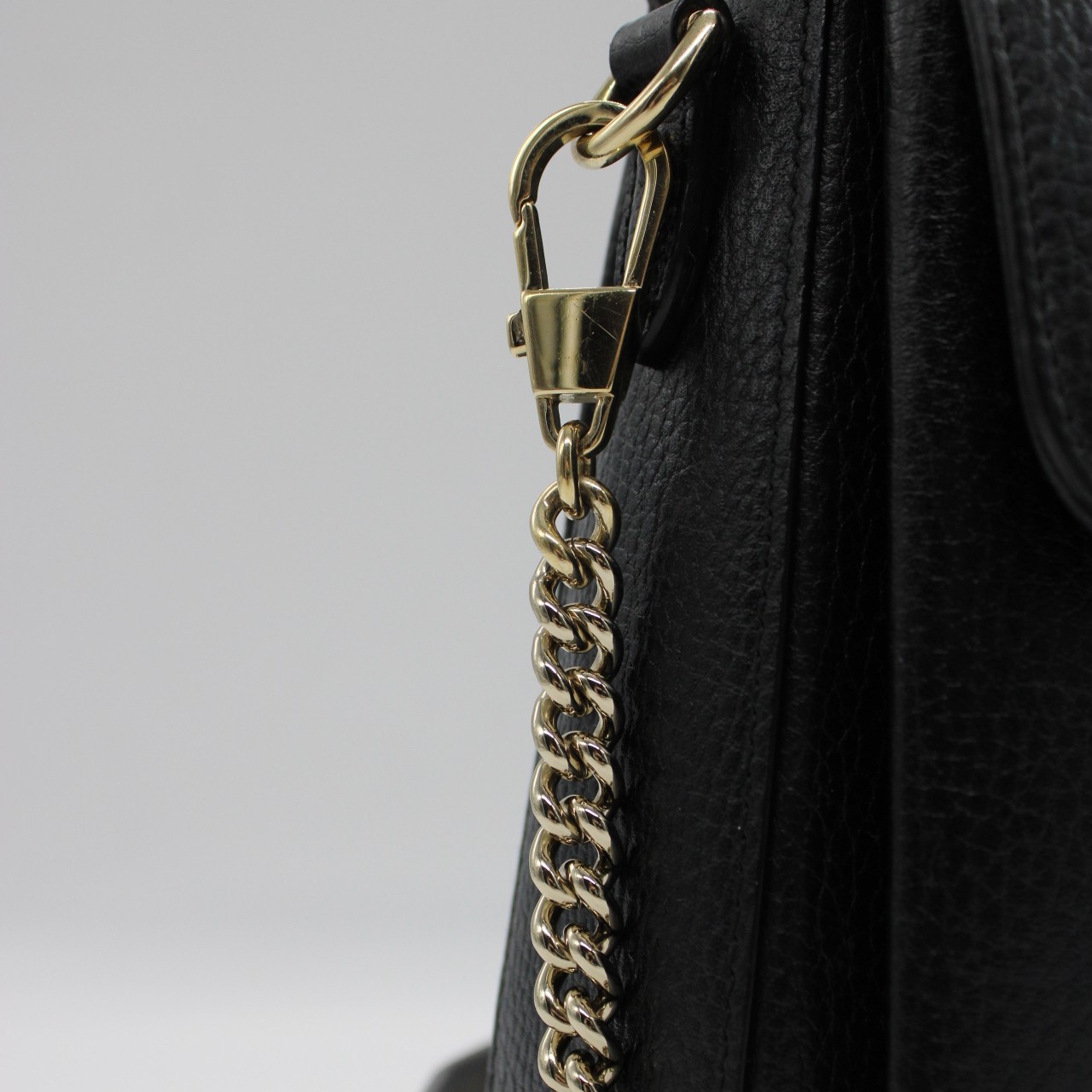Borsa Gucci Interlocking in pelle nera thumb