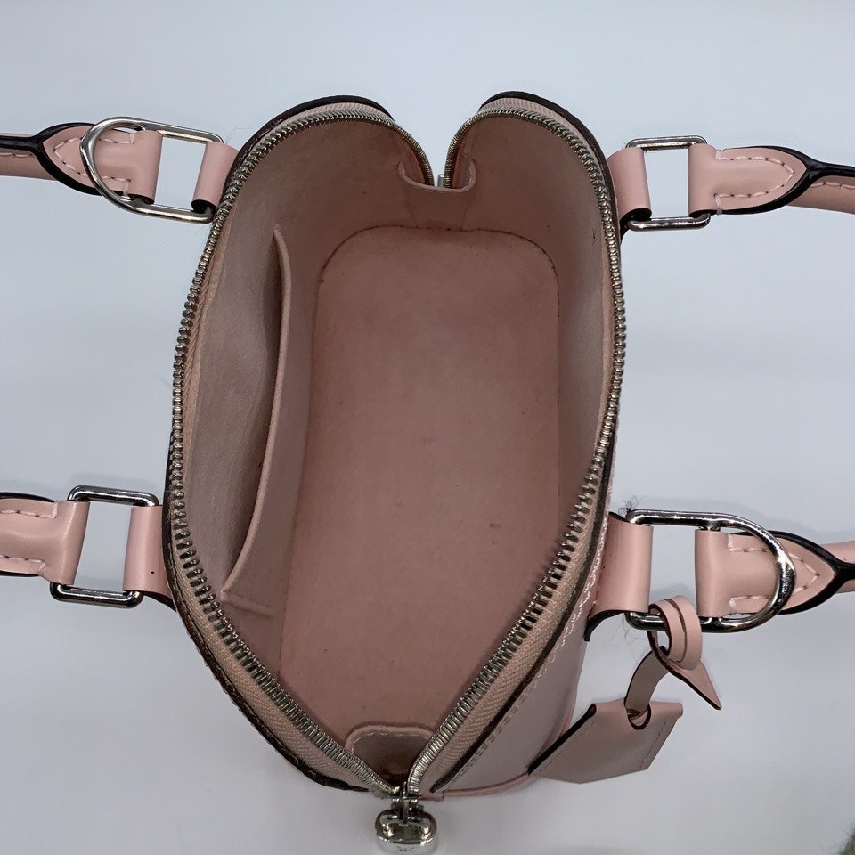 Borsa Louis Vuitton alma BB in pelle epi thumb