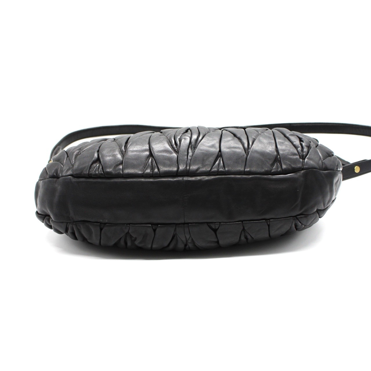 Borsa Miu Miu coffer in pelle nera matelassè thumb