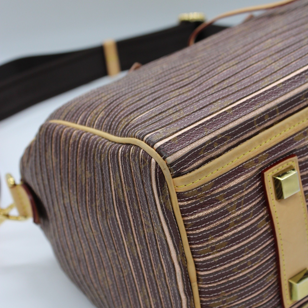 Speedy louis Vuitton peche bandoulière eden thumb