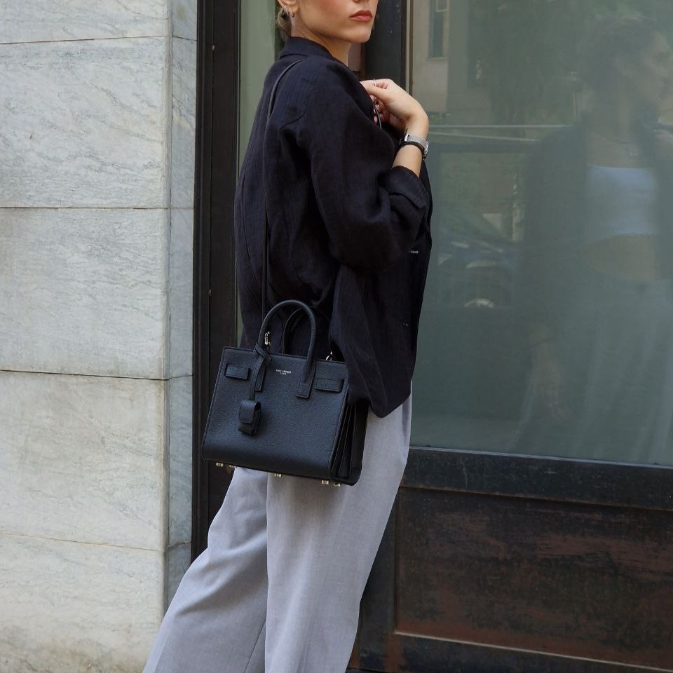 Borsa Saint Laurent Sac de jour Nano in pelle nera thumb