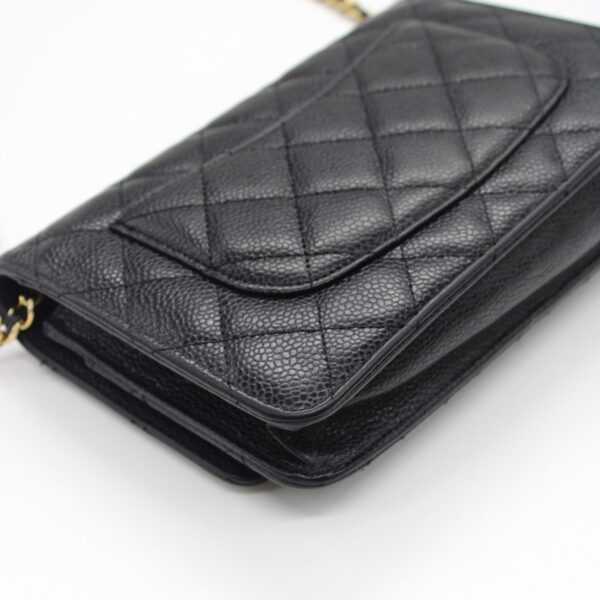 Chanel woc in pelle caviar