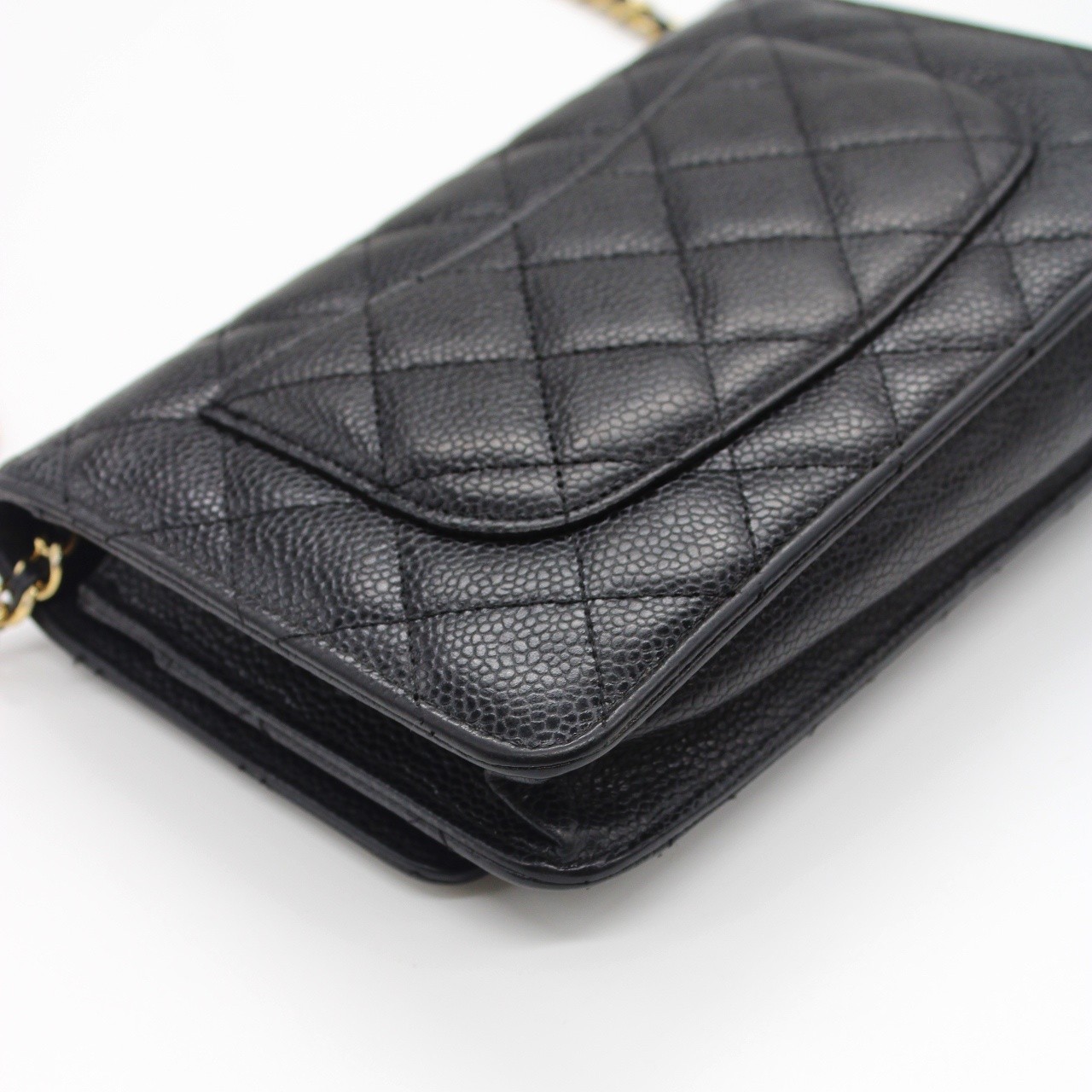 Chanel woc in pelle caviar thumb