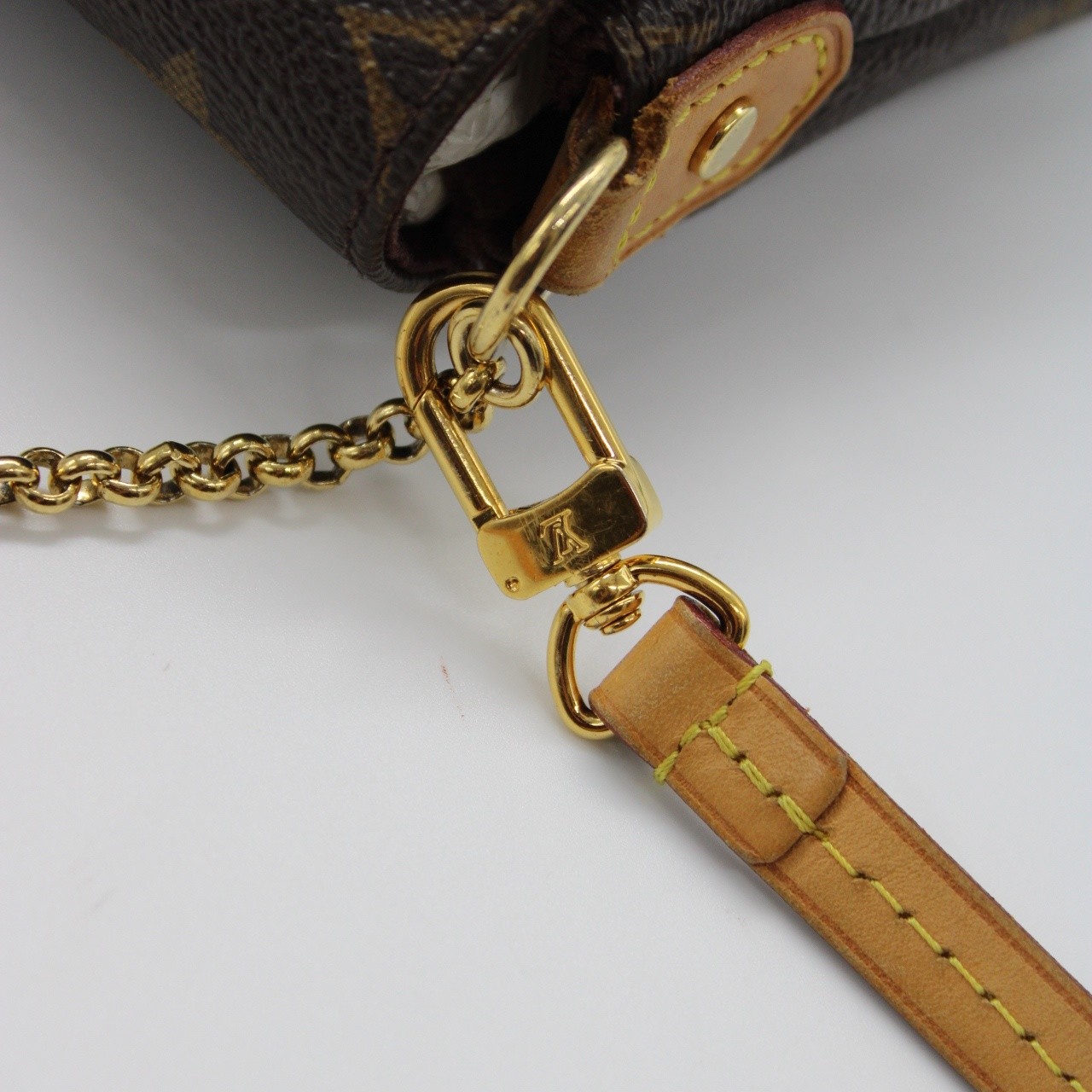 Borsa Louis Vuitton Favorite MM thumb