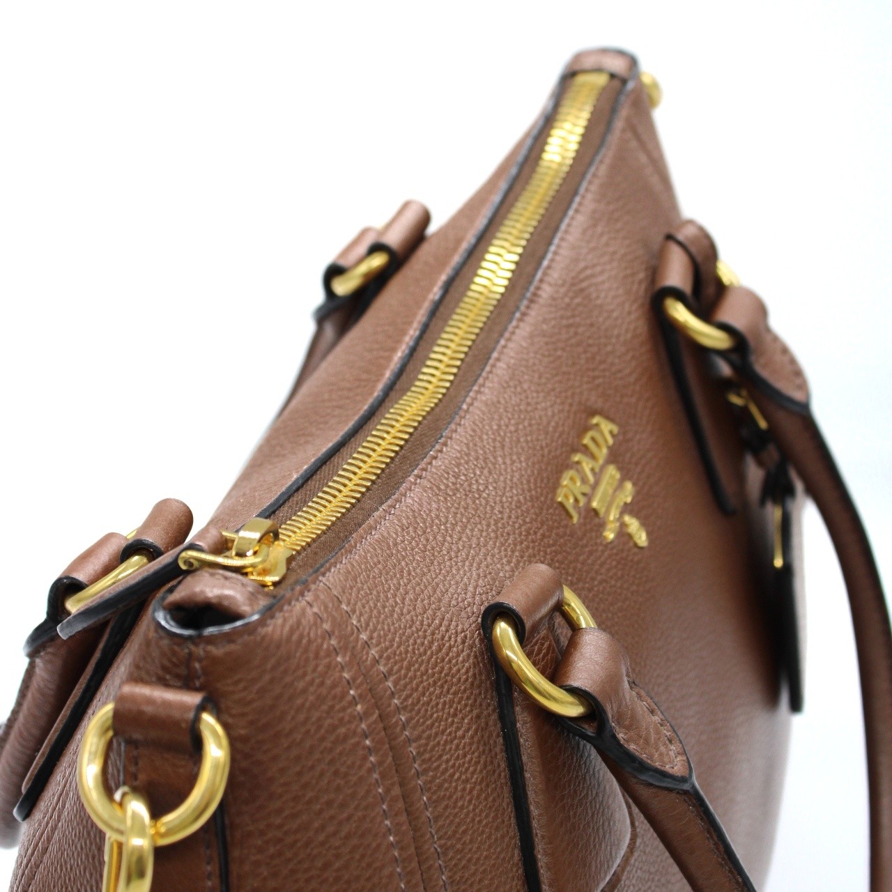 Borsa Prada in pelle martellata marrone thumb
