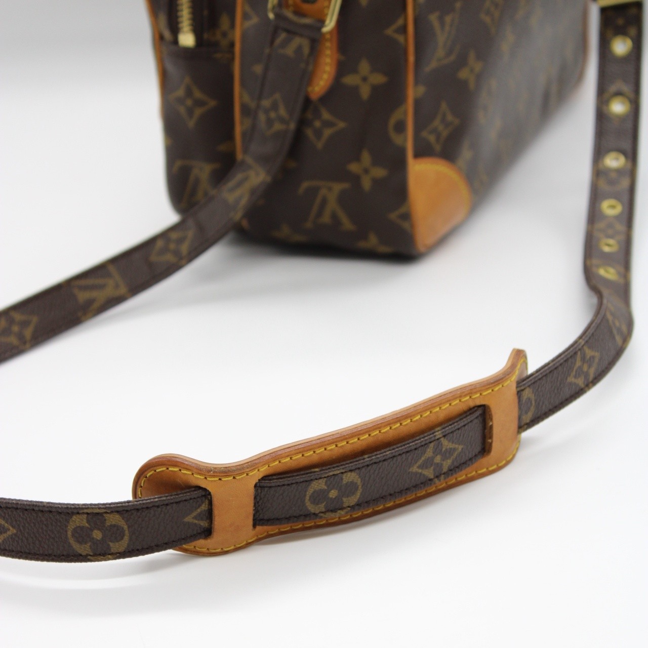 Borsa Louis Vuitton Nile thumb
