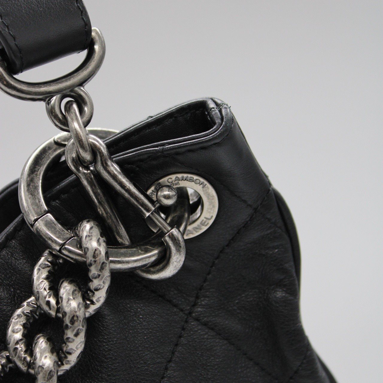 Borsa Chanel coco pleats Hobo thumb