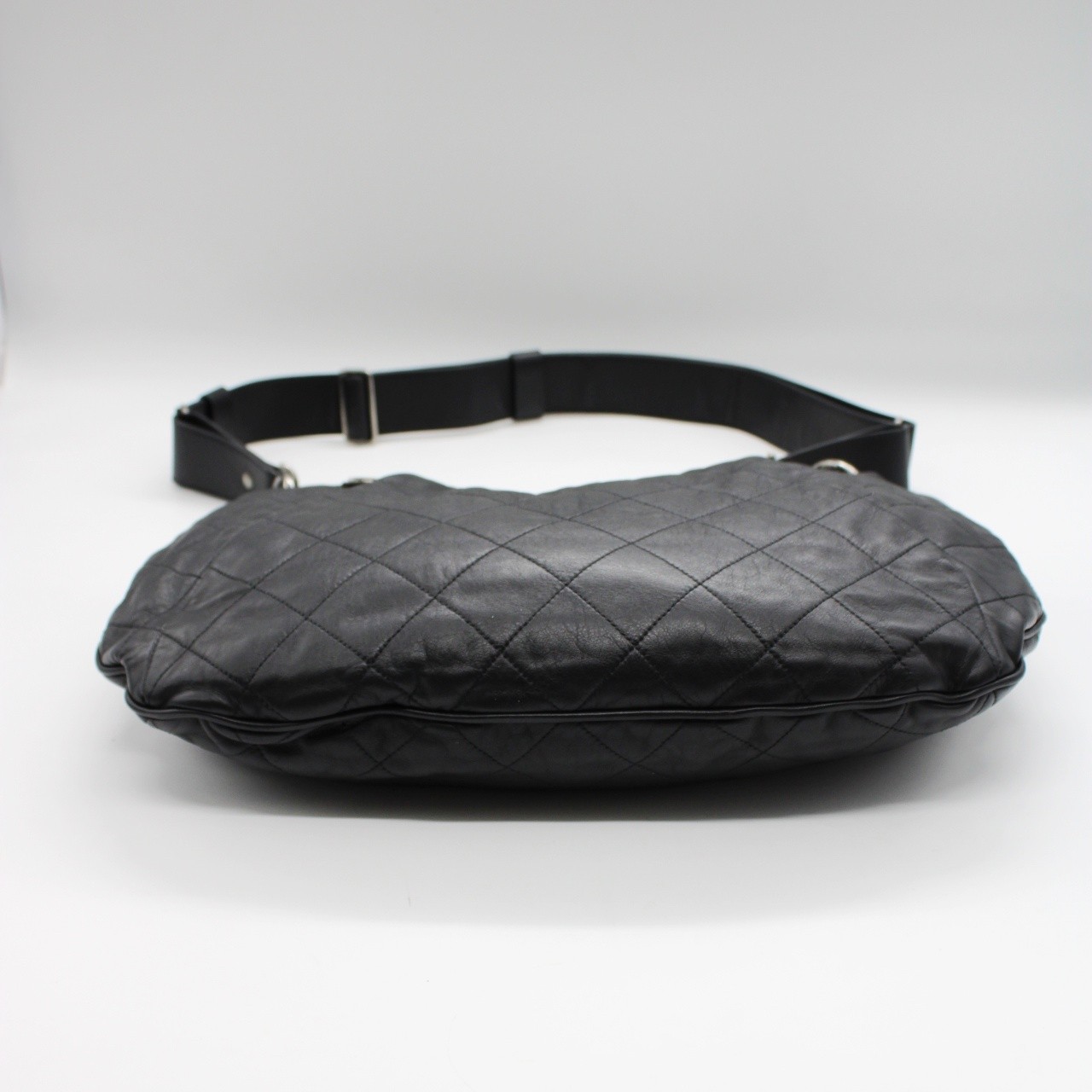 Borsa Chanel coco pleats Hobo thumb