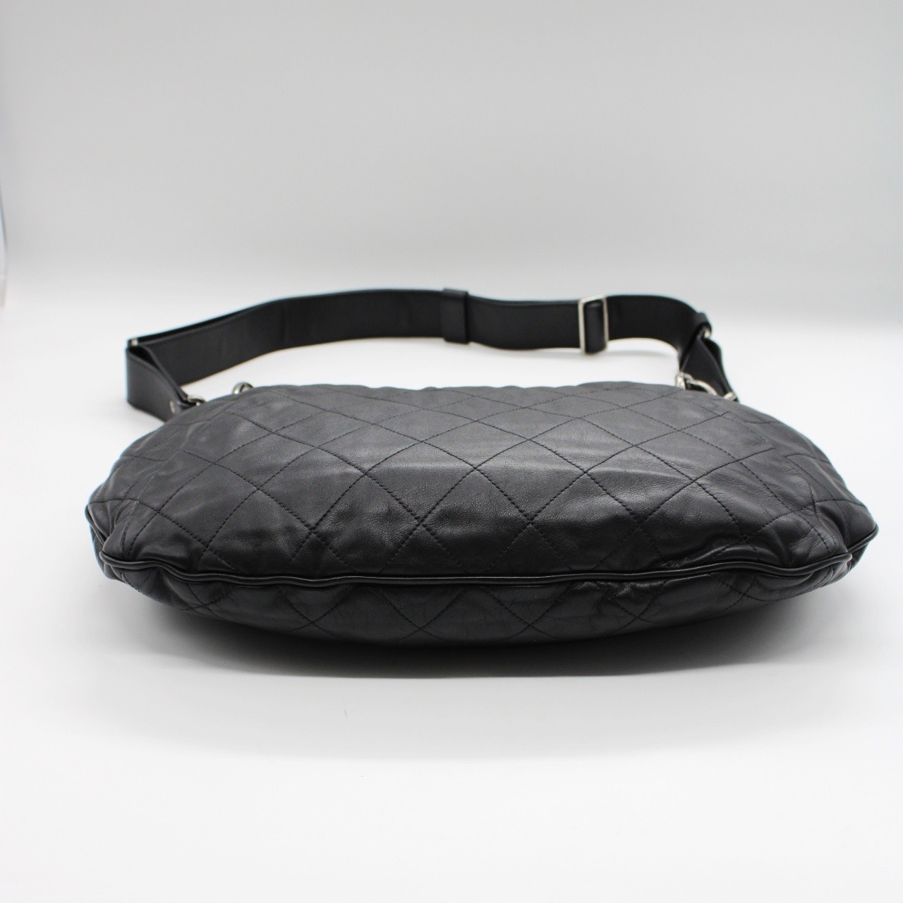 Borsa Chanel coco pleats Hobo thumb