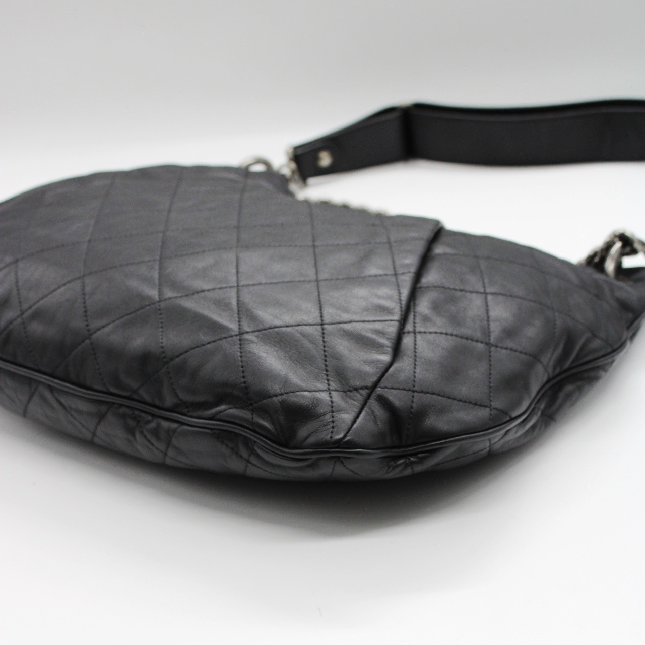 Borsa Chanel coco pleats Hobo thumb