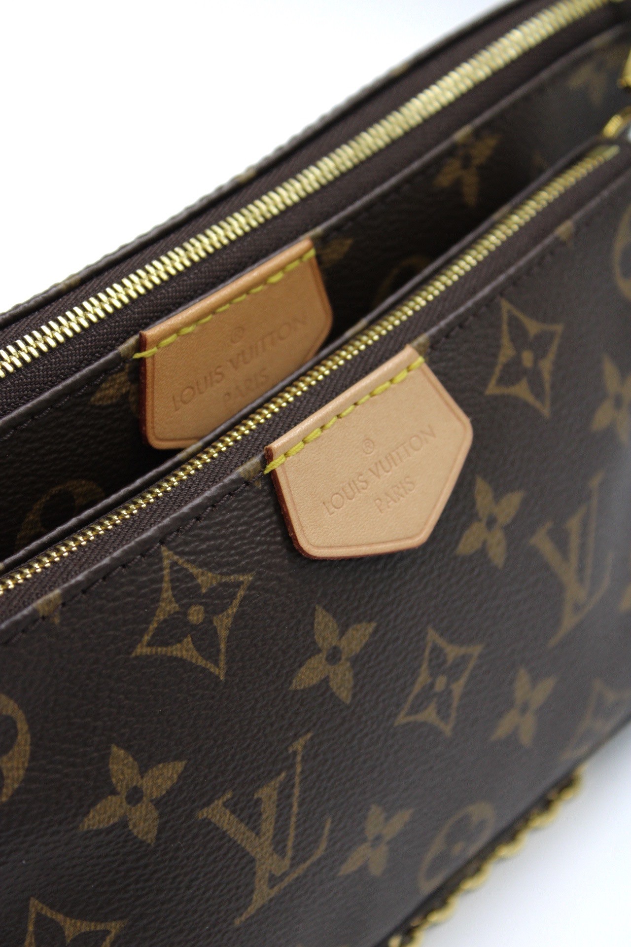 Louis Vuitton Multi Pochette Accessoires thumb