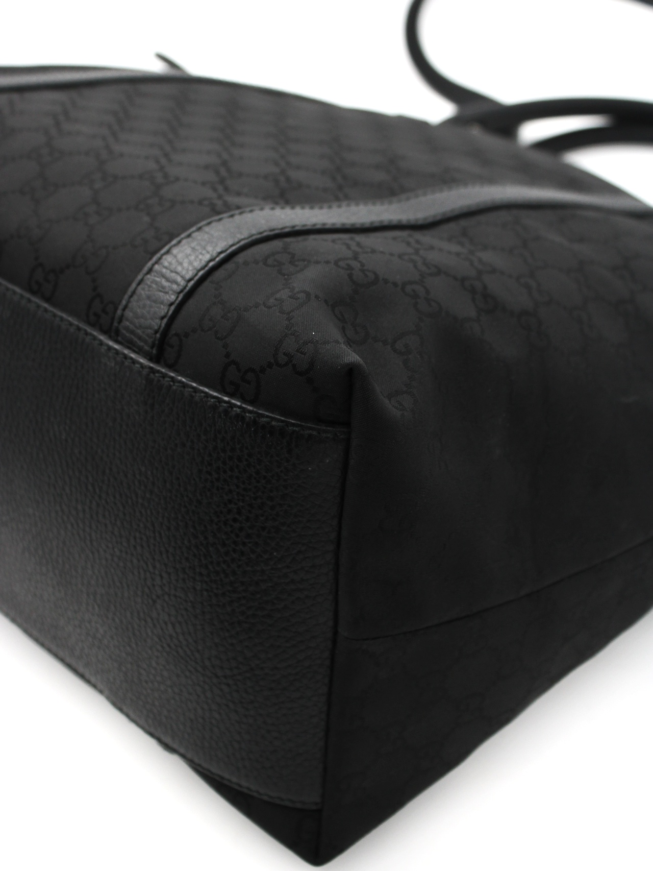 Shopper Gucci in tela GG e pelle nera thumb