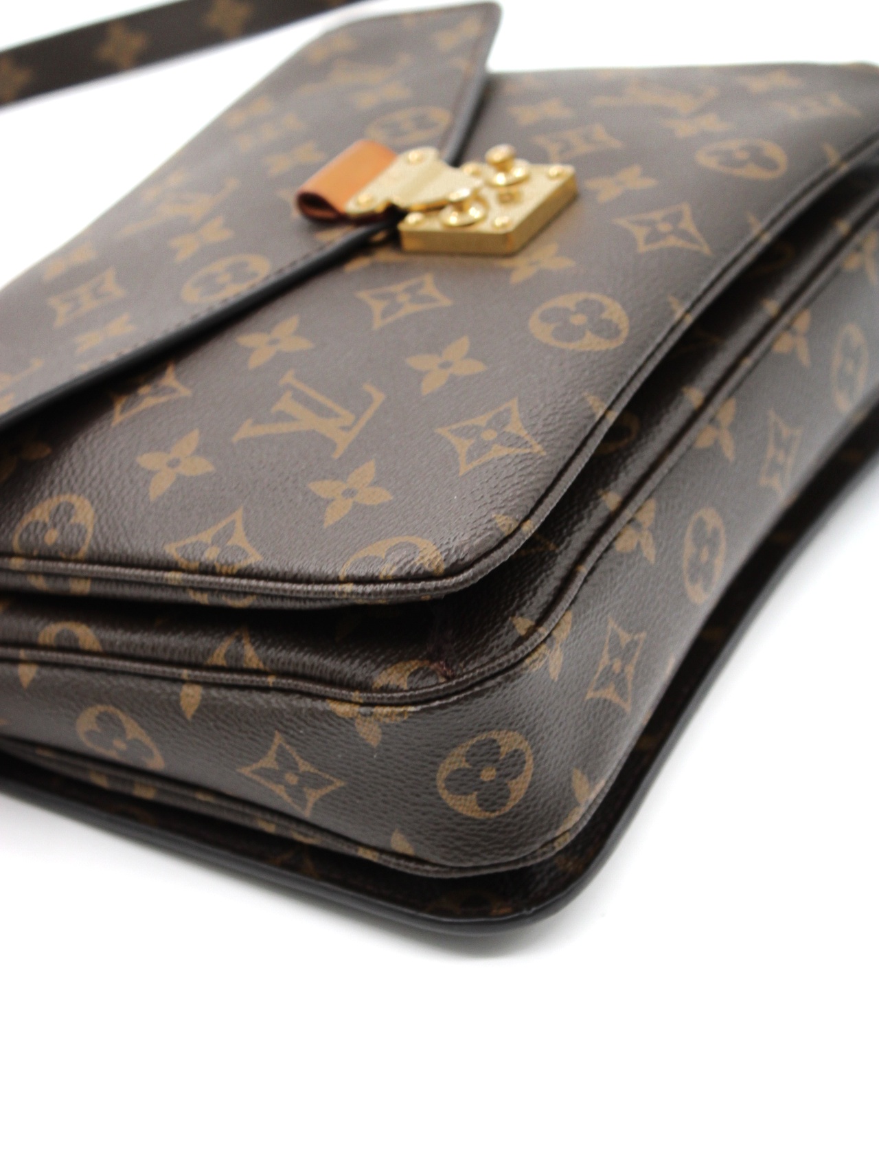 Borsa Louis Vuitton Métis in monogram thumb