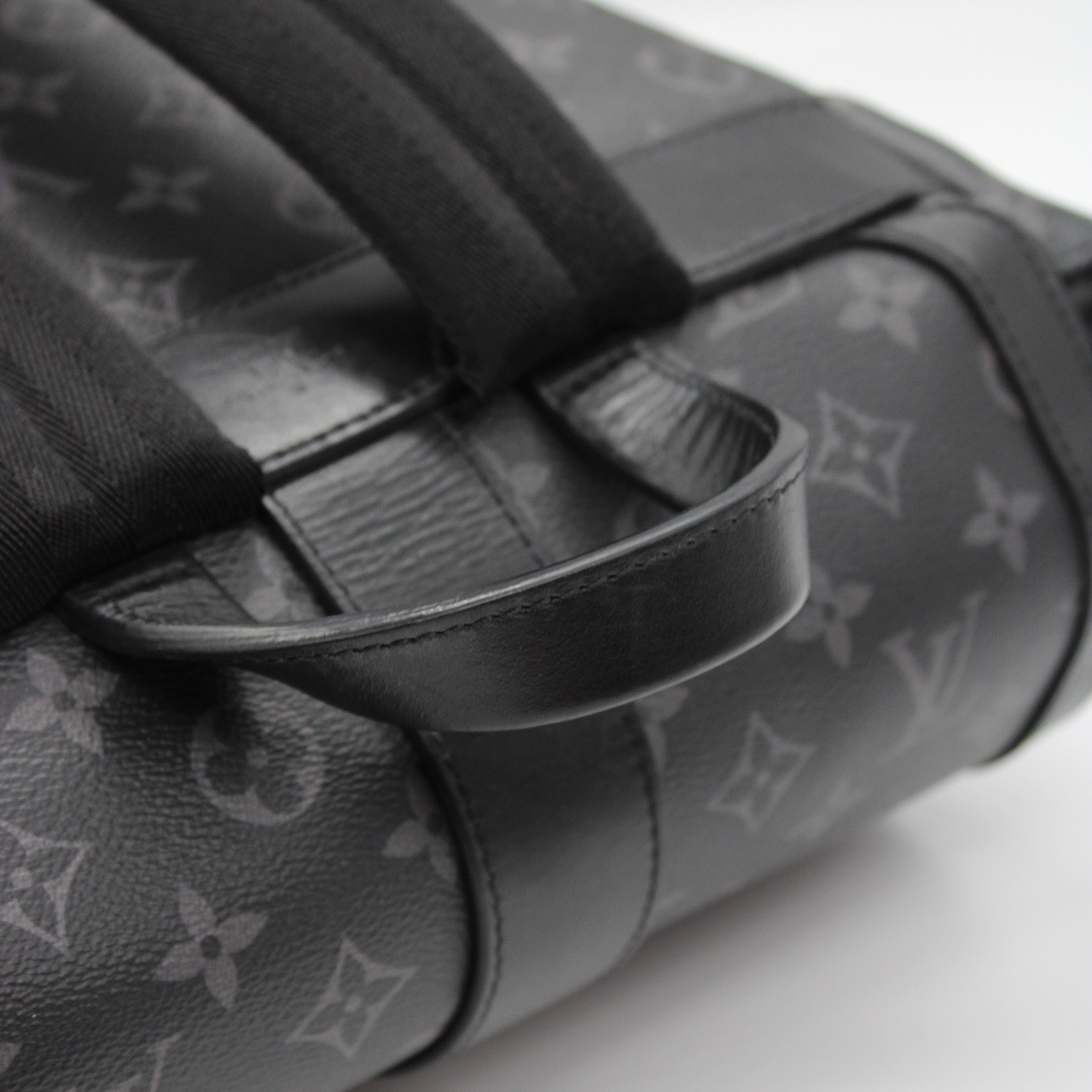 Zaino Louis Vuitton Saumur Eclipse thumb
