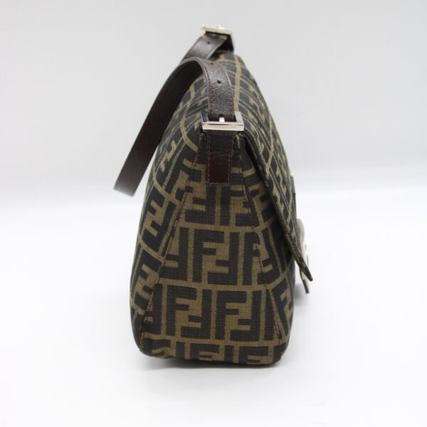 Borsa Fendi mama baguette
