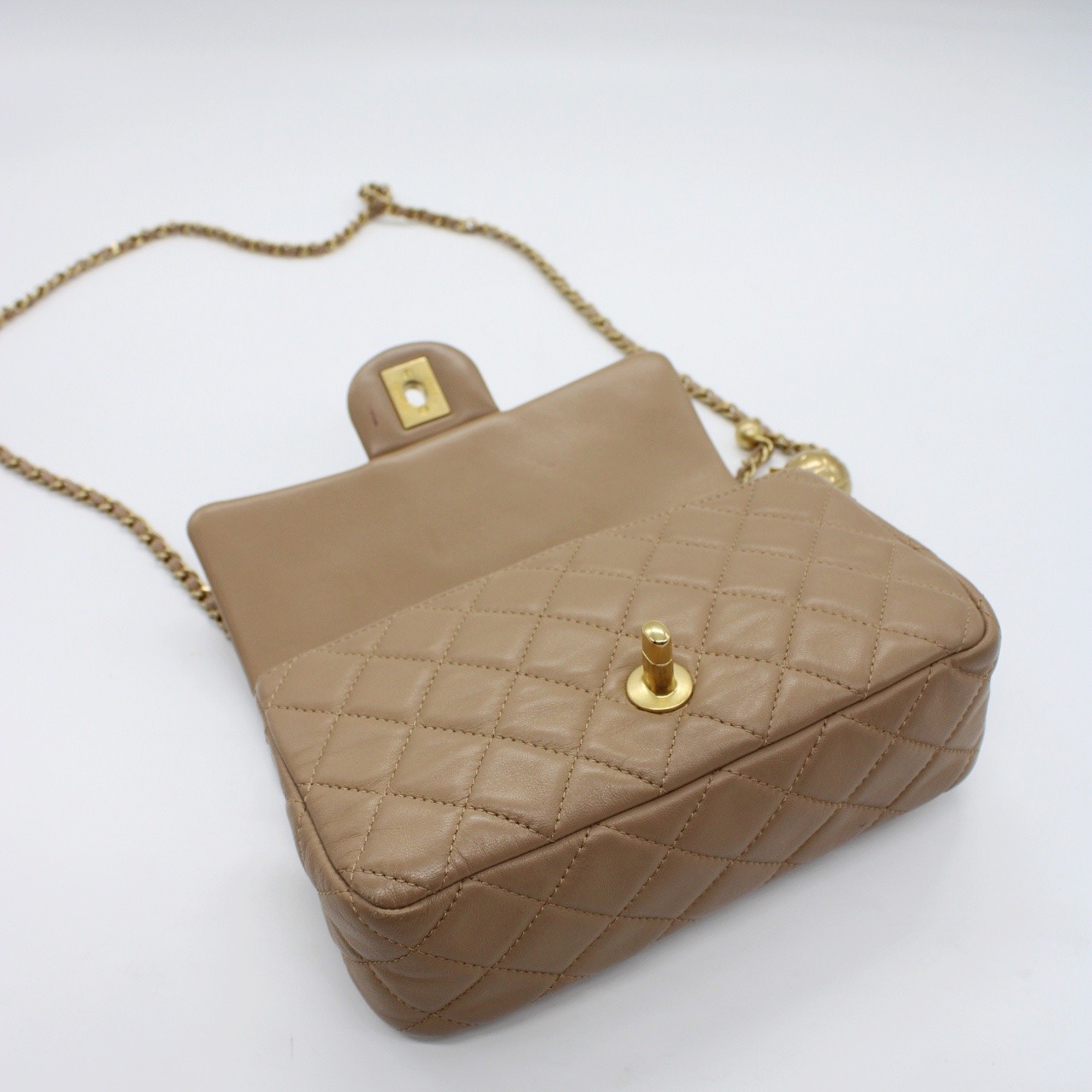 Borsa Chanel Pearl crush mini thumb