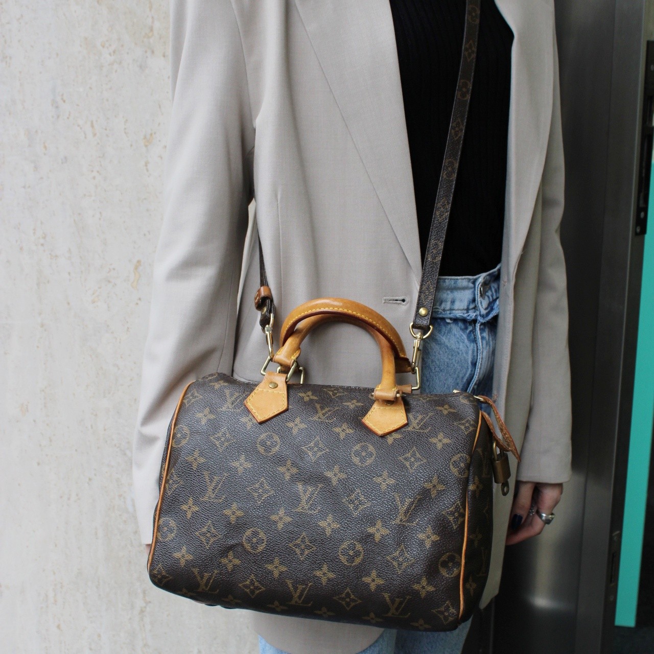 Borsa Louis Vuitton Speedy 25 Monogram con tracolla thumb