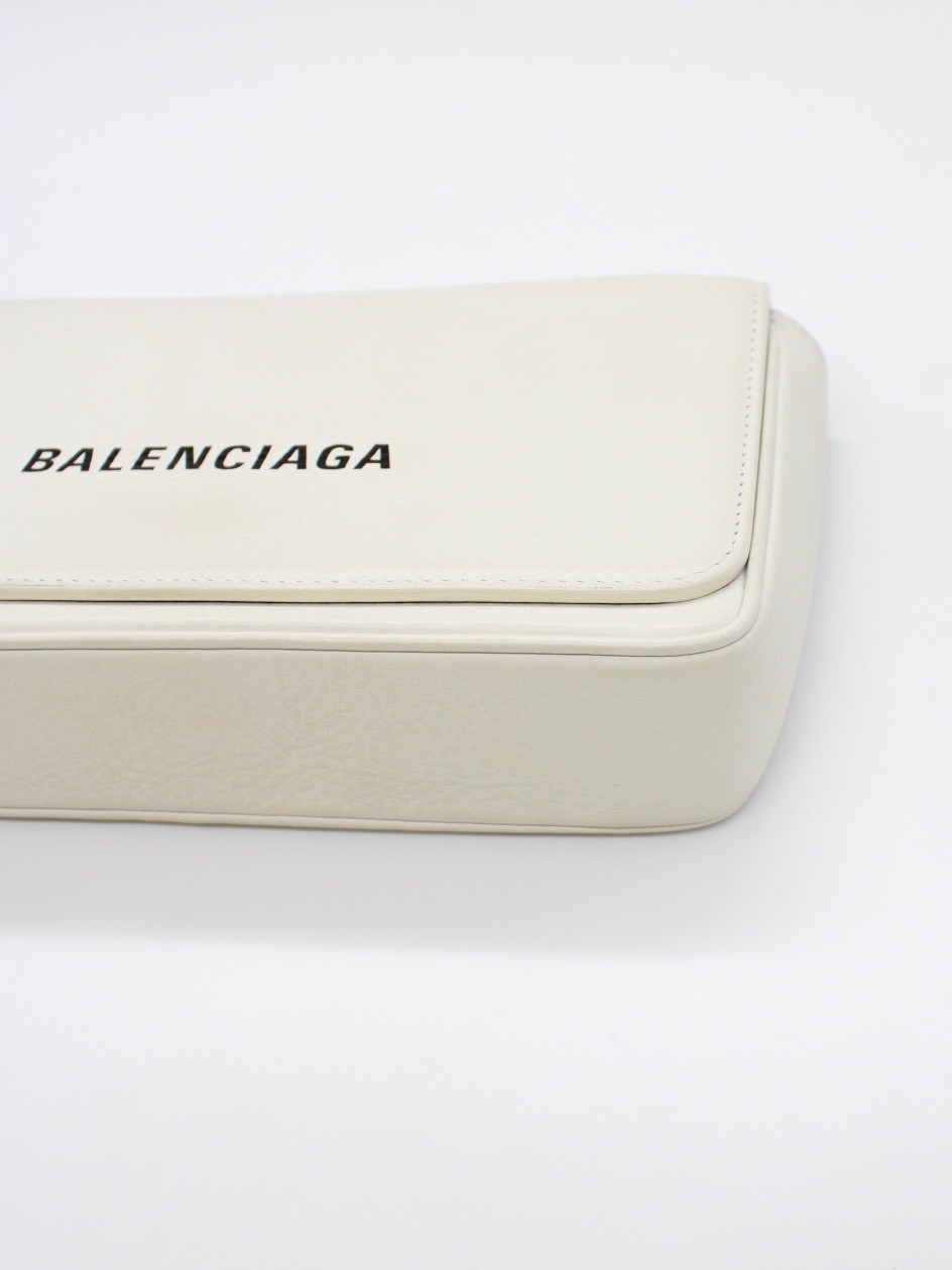 Tracolla Balenciaga Everyday In Pelle thumb
