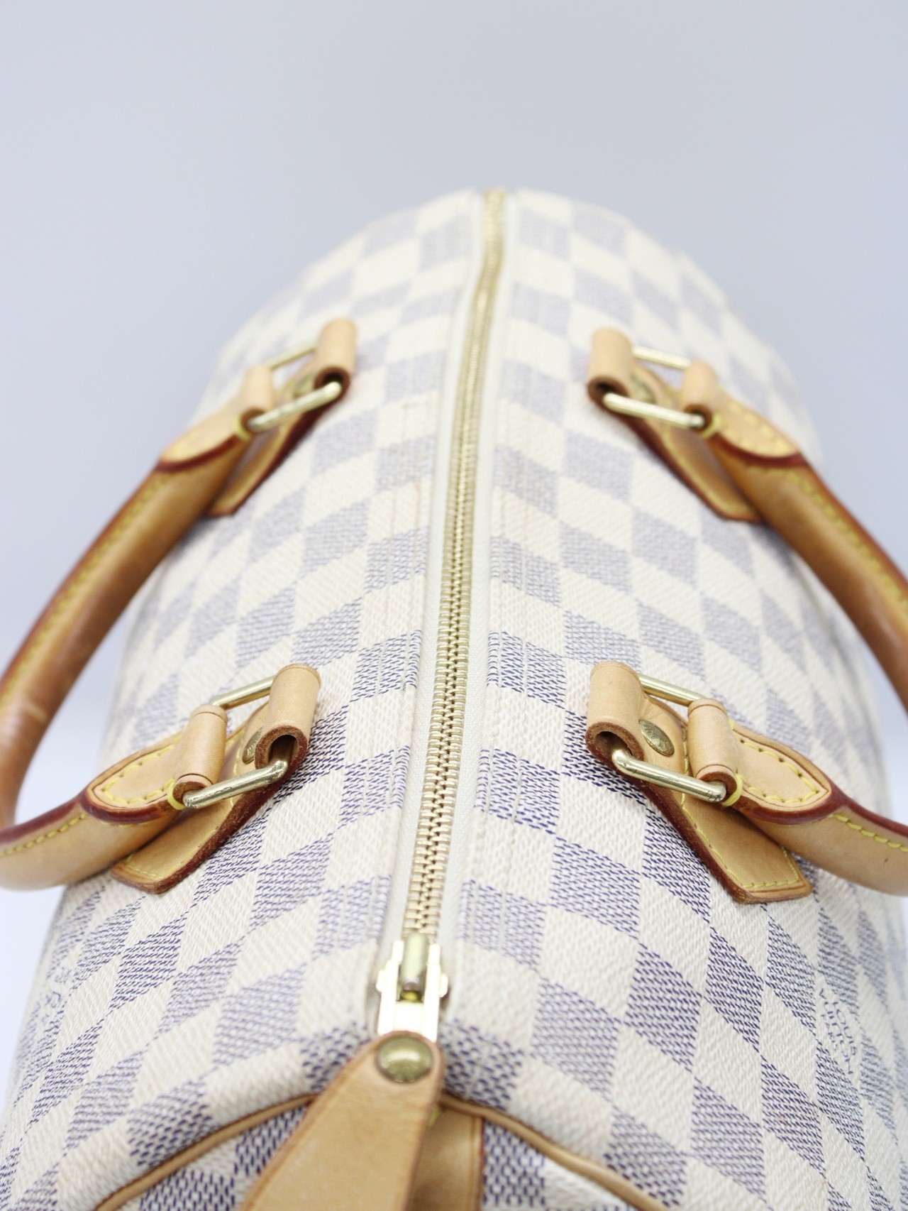 Louis Vuitton speedy 30 in damier azur thumb