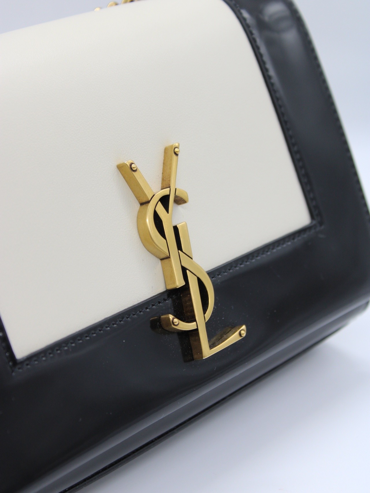 Borsa Saint Laurent kate piccola in nappa spazzolata thumb