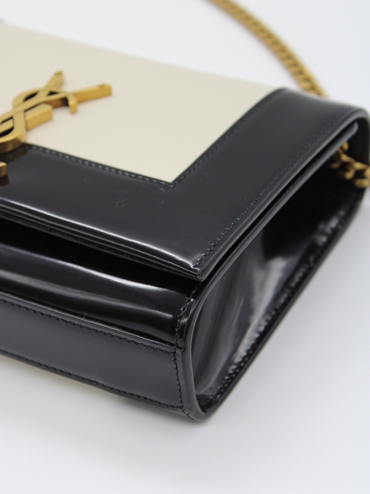 Borsa Saint Laurent kate piccola in nappa spazzolata thumb
