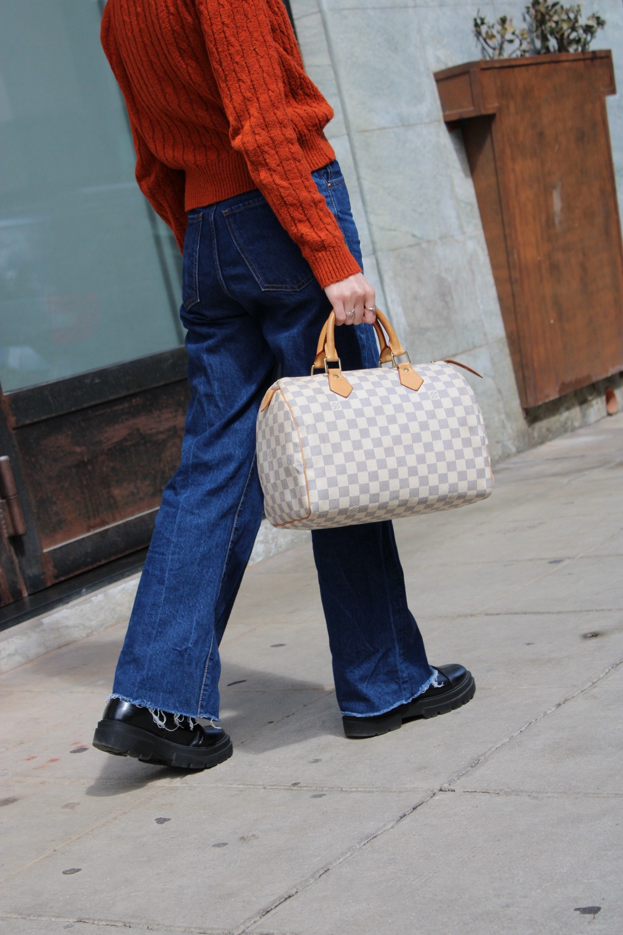 Louis Vuitton speedy 30 in damier azur thumb