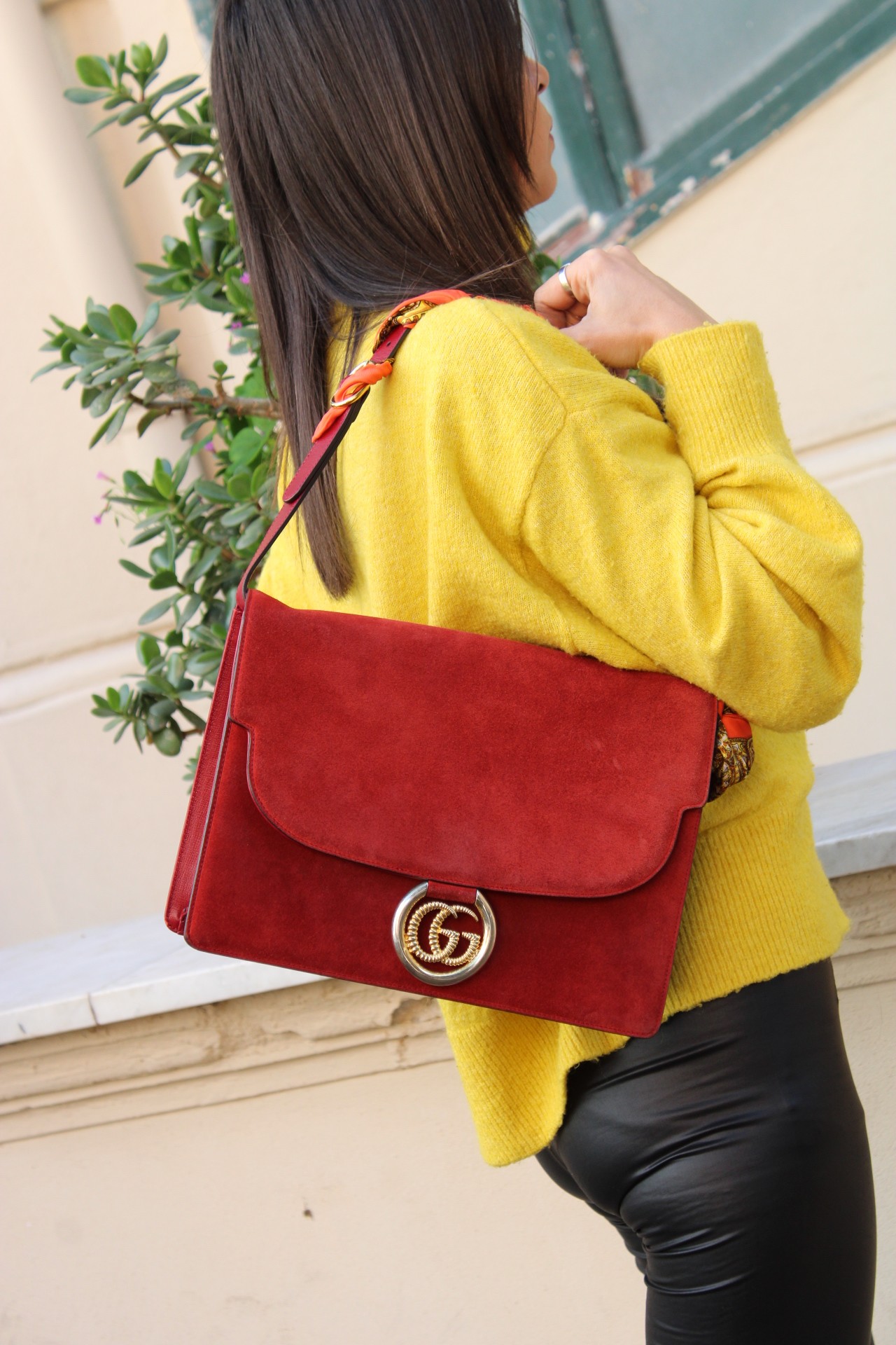 Borsa Gucci GG ring in suede thumb