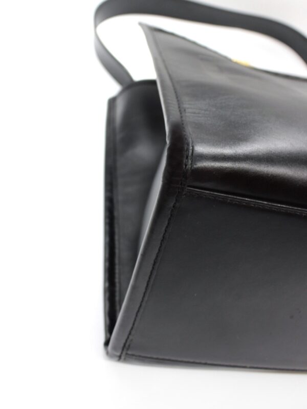 Borsa Fendi Tote Sunshine Medium Nera