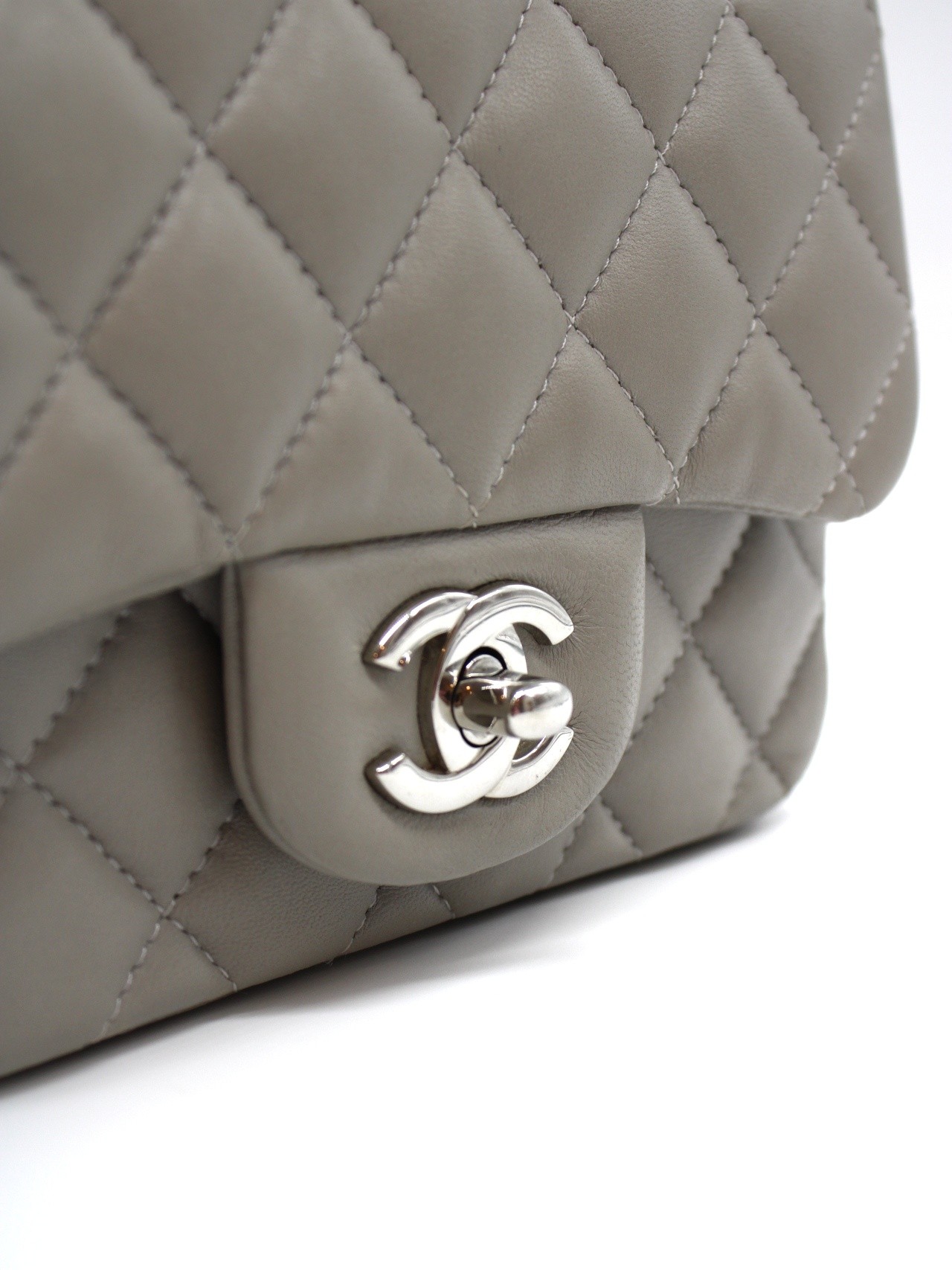 Borsa Chanel Mini Square thumb
