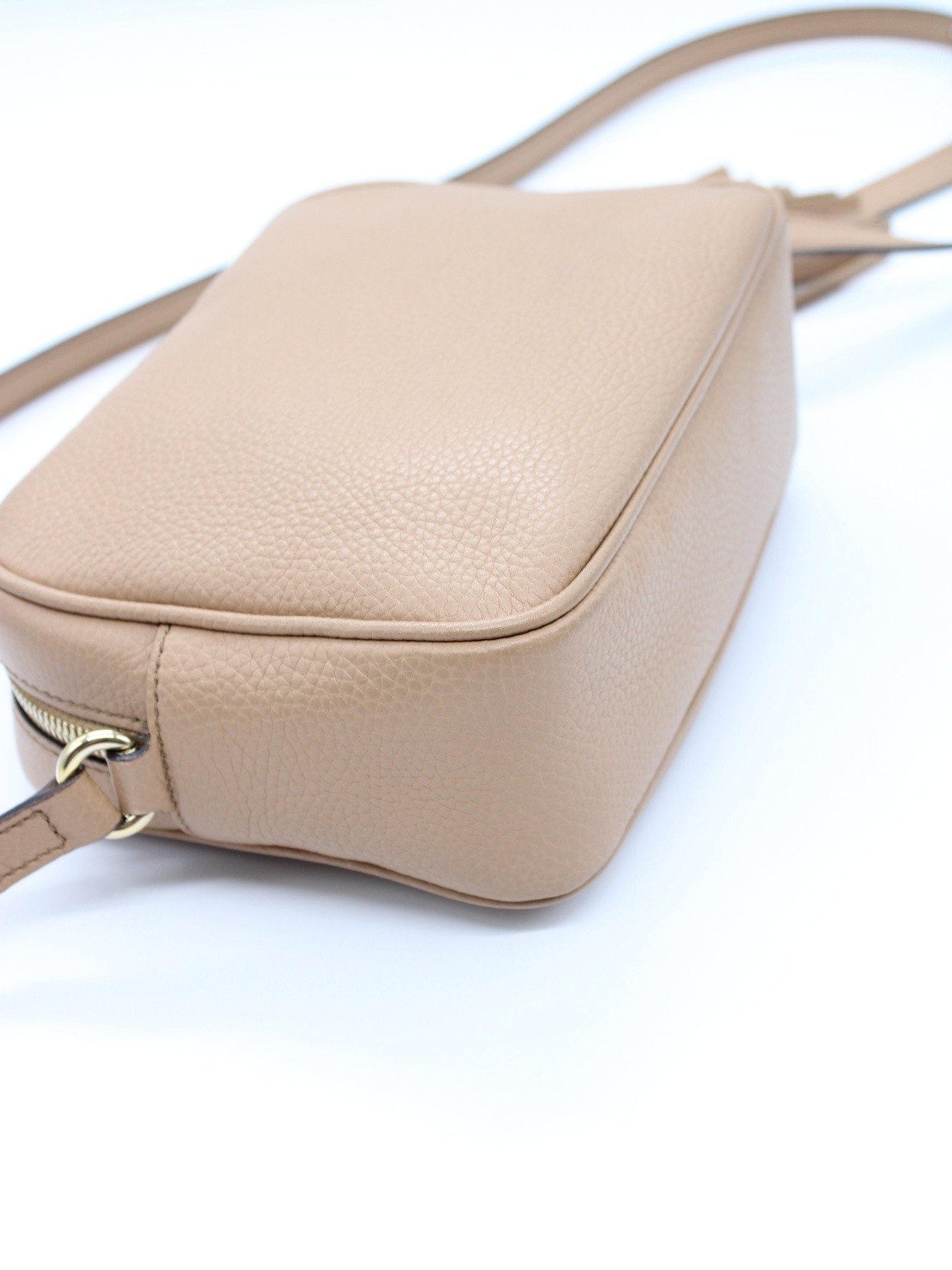 Gucci Soho borsa a tracolla in pelle beige thumb