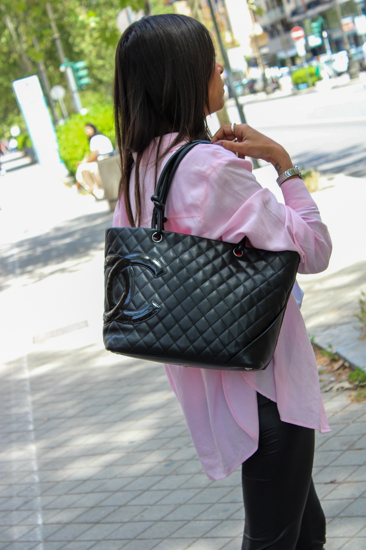 Shopper Chanel Cambon In Pelle Nera thumb