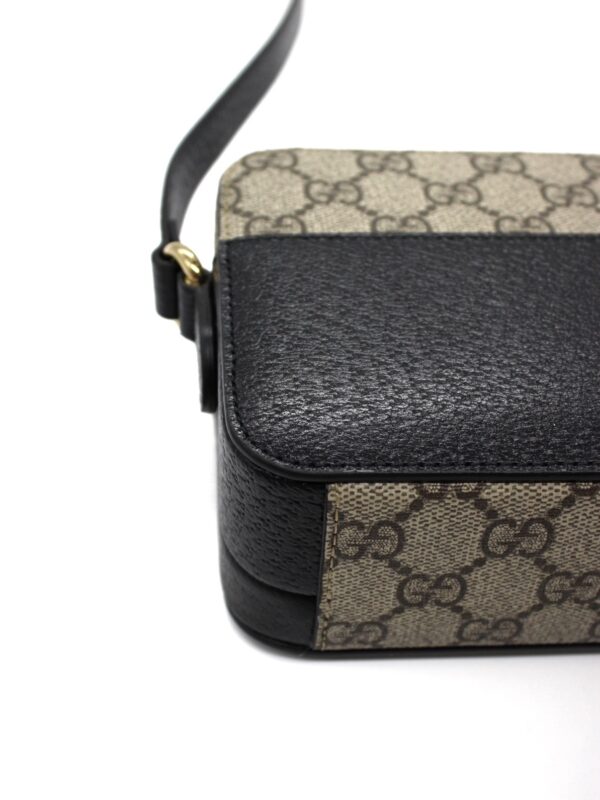 Tracolla Gucci Interlocking GG e Pelle Nera