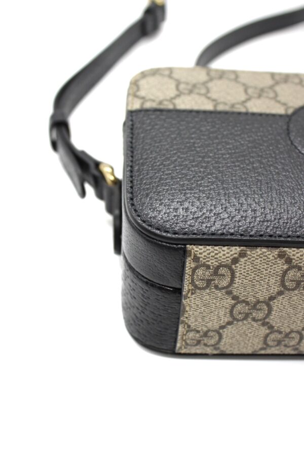 Tracolla Gucci Interlocking GG e Pelle Nera
