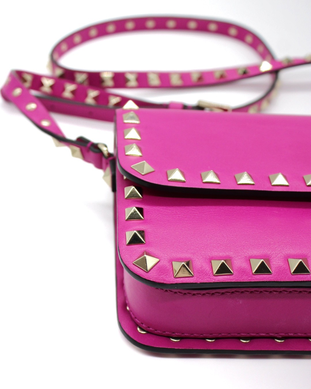 Tracolla Valentino Rockstud Fucsia Piccola thumb